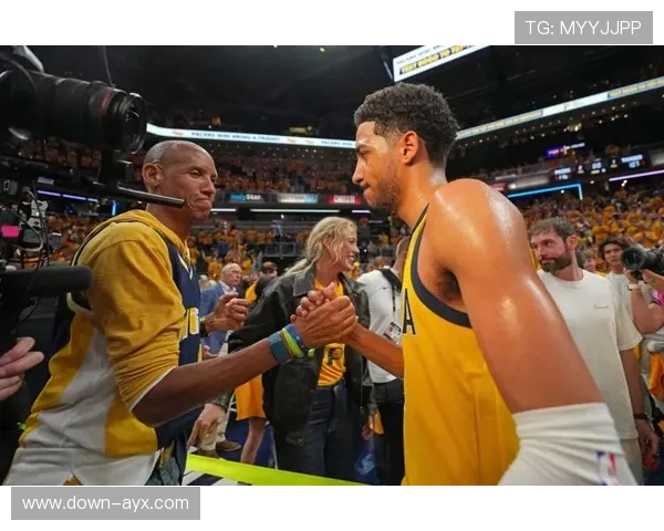 球星商业价值与薪资错位：克拉克球衣销量占全联盟26.5%，年薪仅7.65万美元